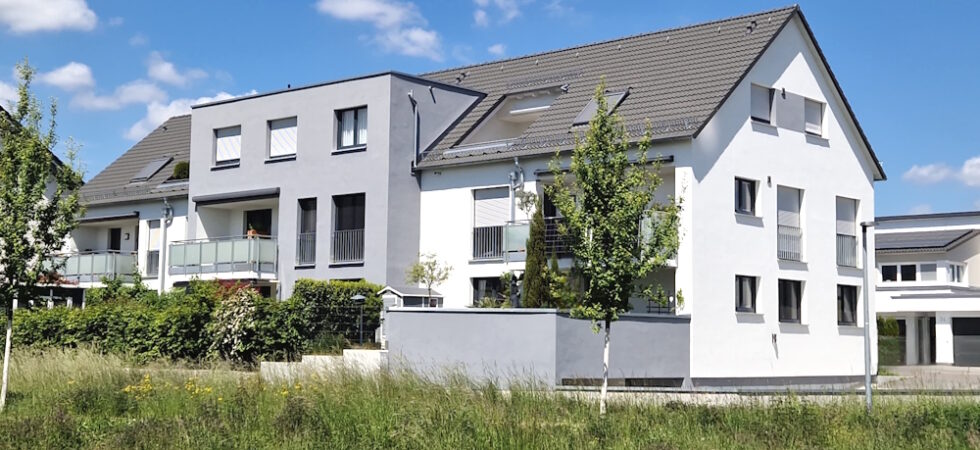 Erfolgreich vermittelt! Exklusive 4 Zi.-EG-Wohnung mit Garten in Gärtringen!