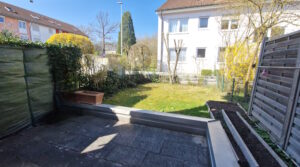1770 – Kernstadtnah & grün! 2 Zi.-EG-Wohnung mit Garten, EBK & TG-Stellplatz direkt in Böblingen!