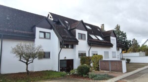 1790 – Großzügige 3-Zi.-Maisonette-WHG mit DG-Studio in Öschelbronn! 1790 – Großzügige 3-Zi.-Maisonette-WHG mit DG-Studio in Öschelbronn!