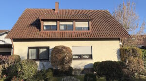 1795 – 1A-Lage in Nufringen – Freistehendes Ein- Zweifamilienhaus – Schöner Gartenbereich – Ruheoase! 1795 – 1A-Lage in Nufringen – Freistehendes Ein- Zweifamilienhaus – Schöner Gartenbereich – Ruheoase!