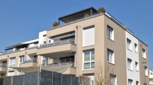 1812 –Exklusivität genießen! Neuwertige 3 Zi.- WHG mit Penthouse–Charakter in Malmsheim!