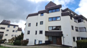 1816 – Schicke, großzügige 3 Zi.-Wohnung mit moderner Küche, Balkon und 2x Stellplatz in Altingen! 1816 – Schicke, großzügige 3 Zi.-Wohnung mit moderner Küche, Balkon und 2x Stellplatz in Altingen!