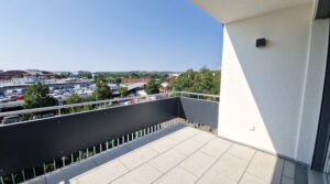 1831 – Neubau in Herrenberg: Schicke 3-Zi-WHG mit Balkon, EBK und nachhaltigem Energiekonzept! 1831 – Neubau in Herrenberg: Schicke 3-Zi-WHG mit Balkon, EBK und nachhaltigem Energiekonzept!