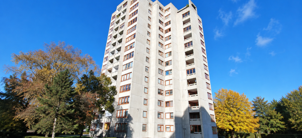 1839 – Modernisierte Basis! Durchdachte 3 Zi.-Wohnung mit Einzelgarage direkt in Herrenberg!